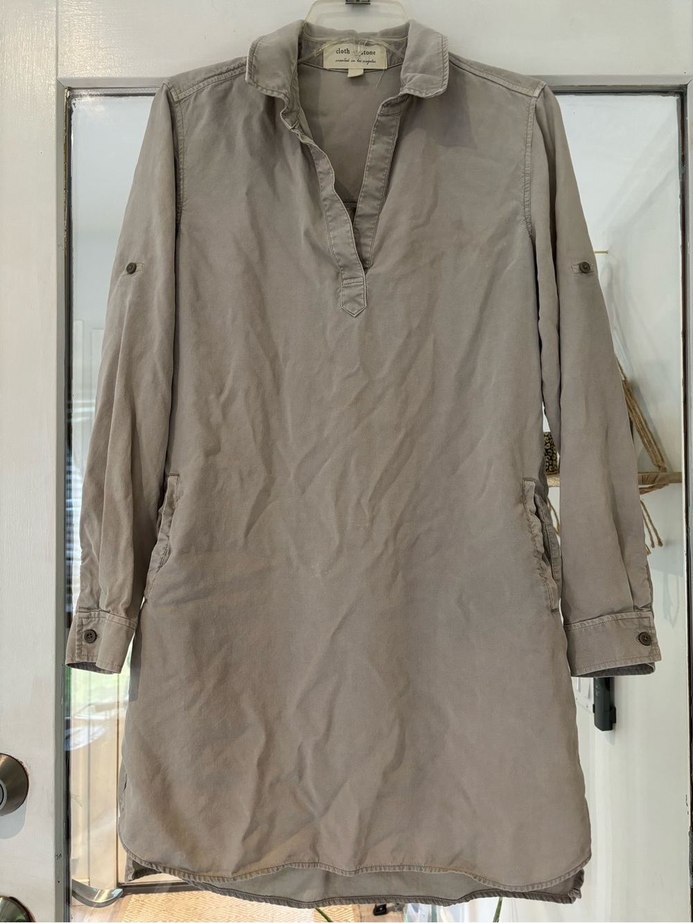 cloth & stone Taupe Long-Sleeve Tunic Dress